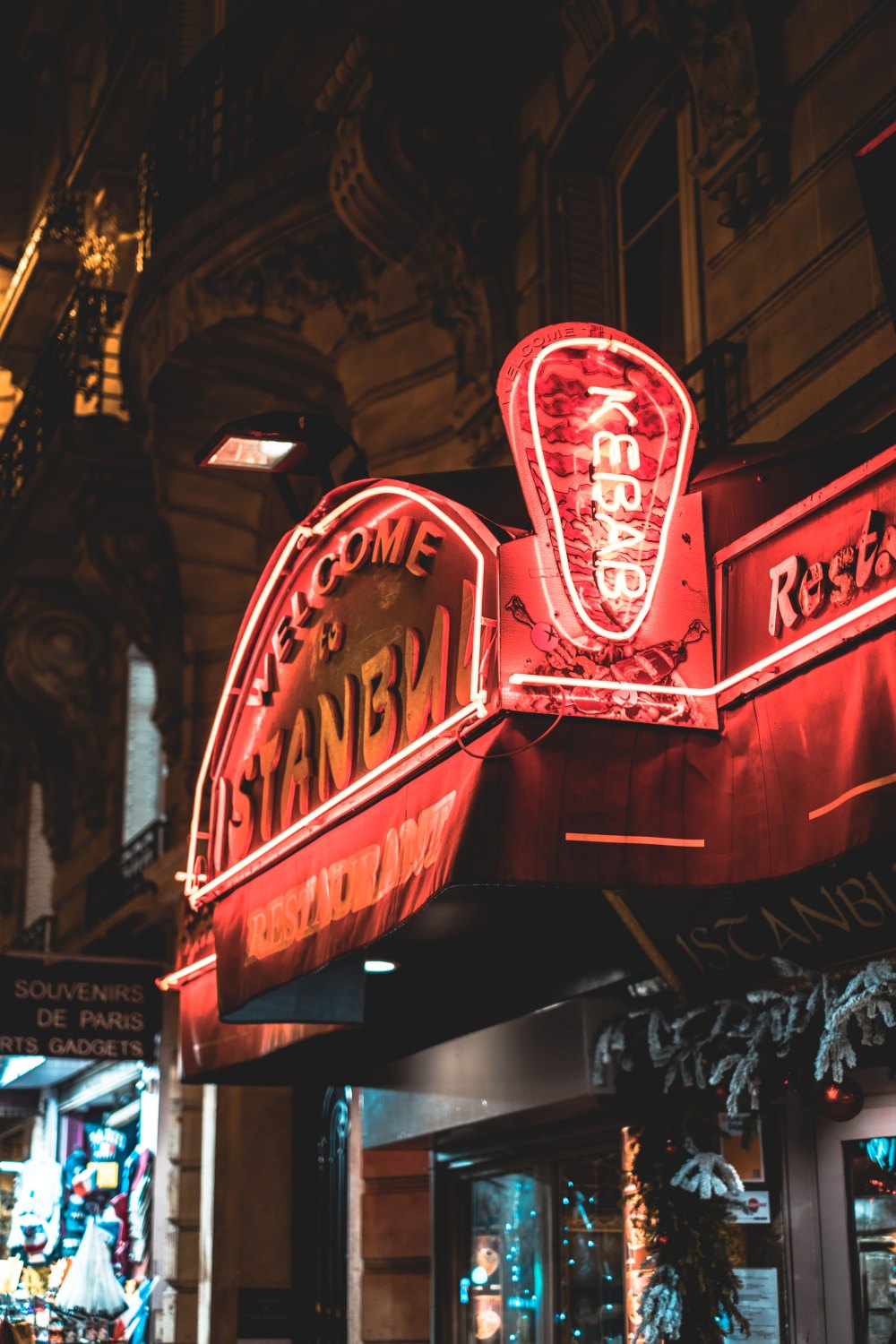 jules-d-1277069-unsplash